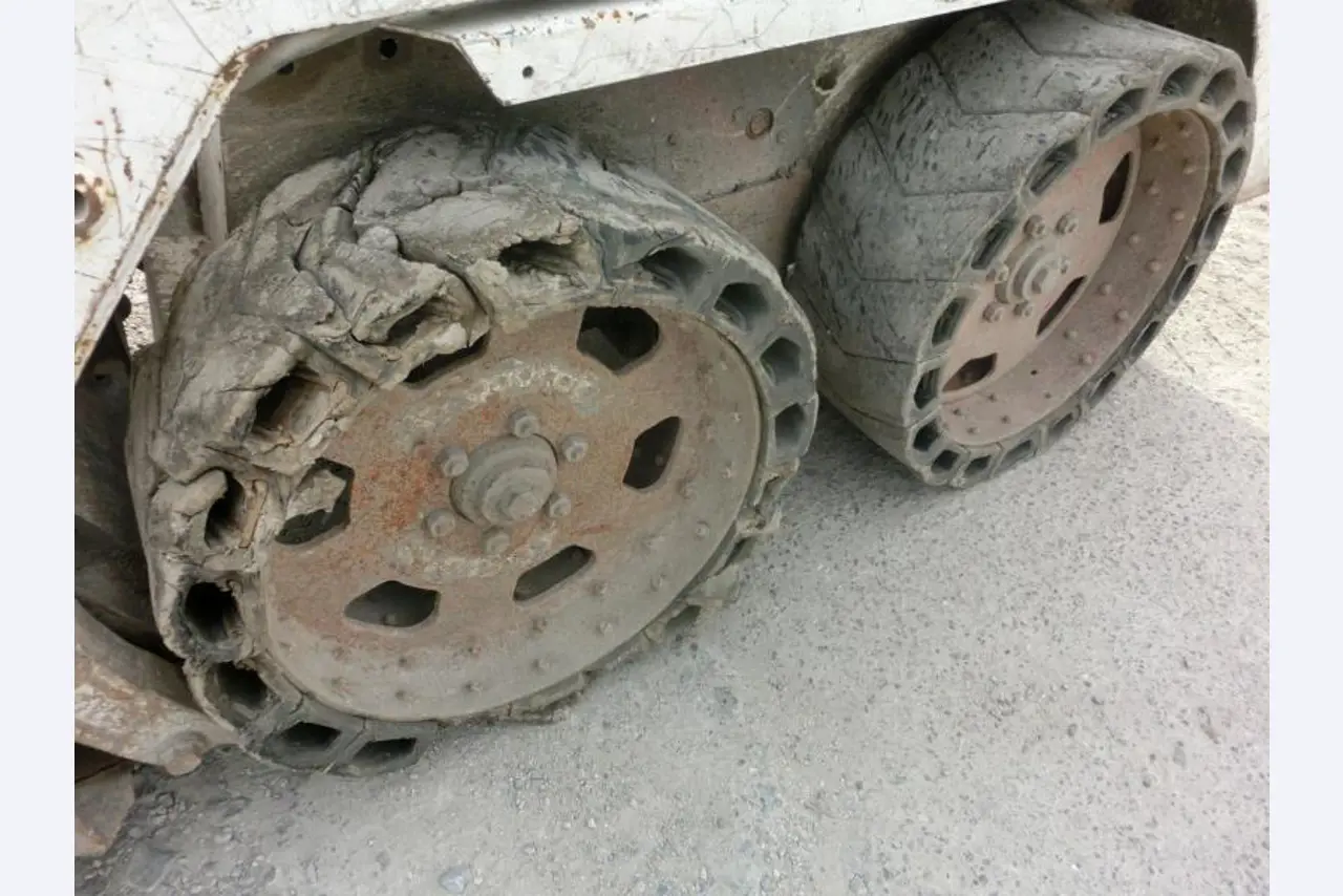 RBA-Abbruch GmbH<br>
construction machinery and equipment / vehicle fleet-10