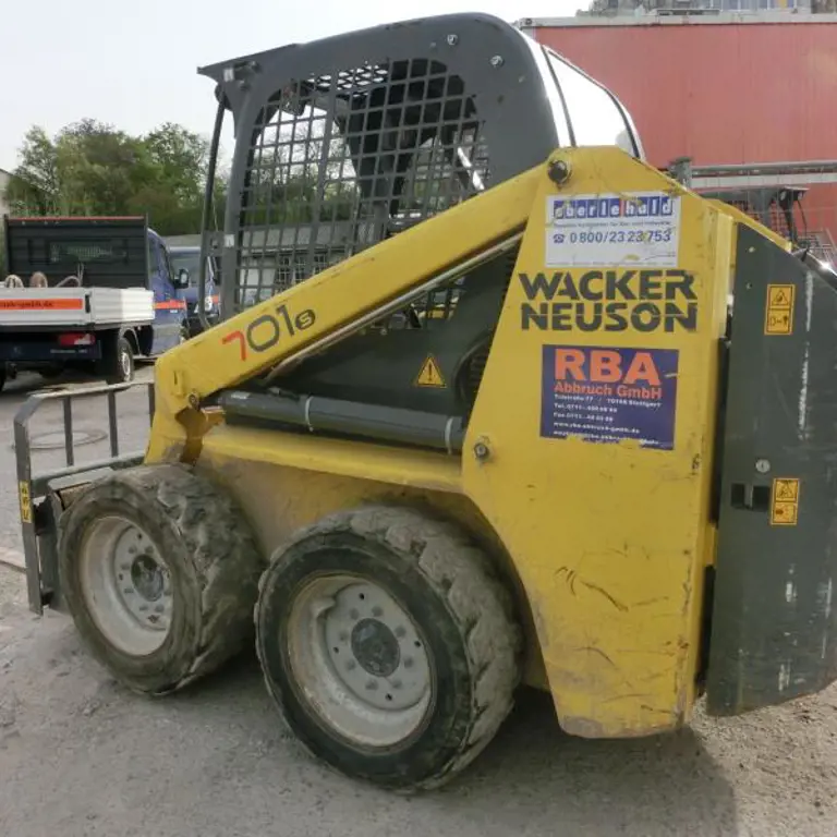 Kompaktlader Wacker Neuson 701 S