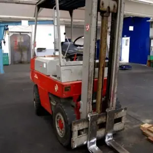 Diesel fork lift Linde H25D