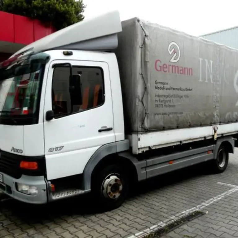 truck Mercedes-Benz Atego 817