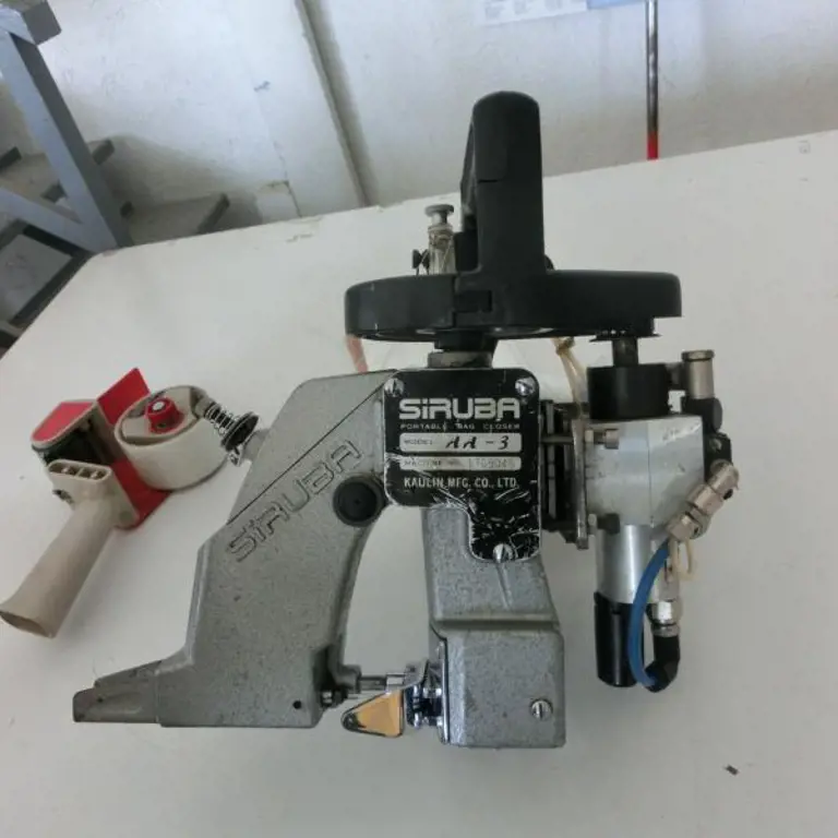 pneumat. portable sewing machine Siruba AA-3