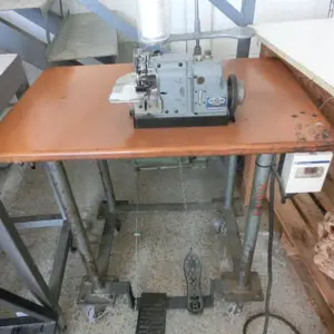 industrial sewing machine Merrow 70-D3B