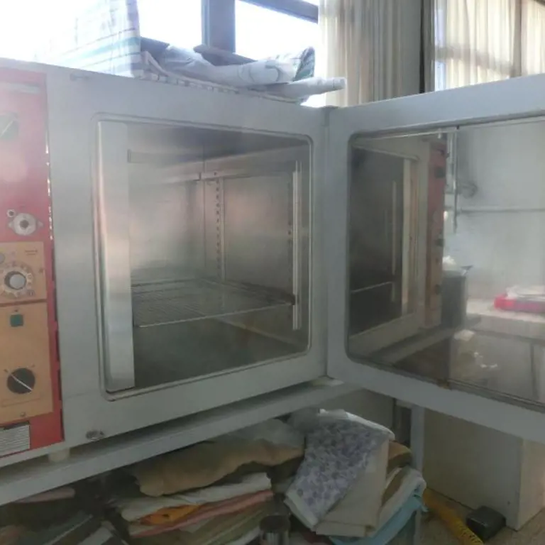 heating oven Hereos UT5050E