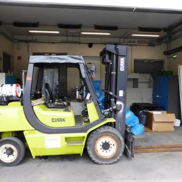 gas forklift truck Clark CMP 50SL