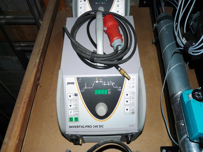 well-maintained welding machines-1