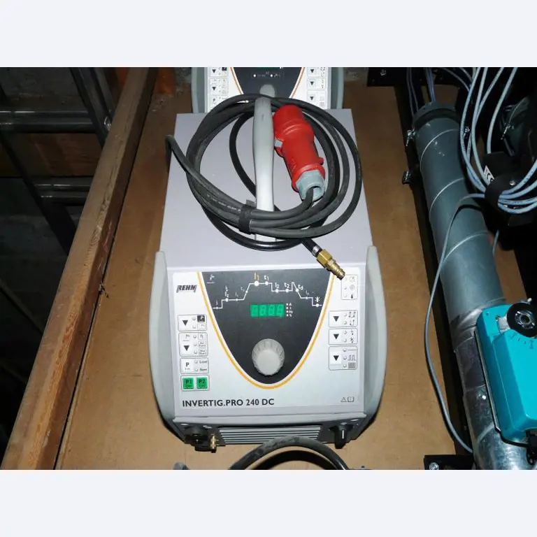 well-maintained welding machines-1