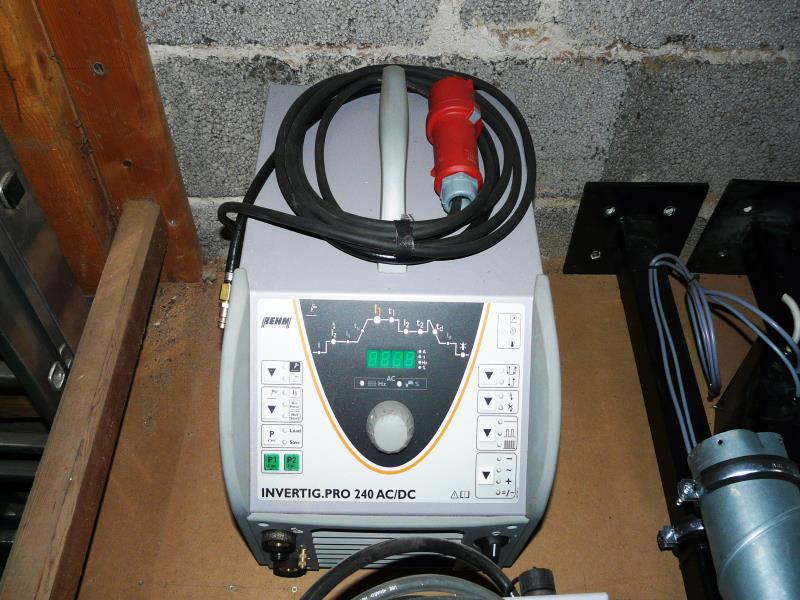 well-maintained welding machines-1
