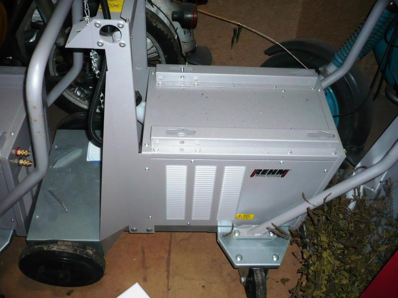 well-maintained welding machines-2