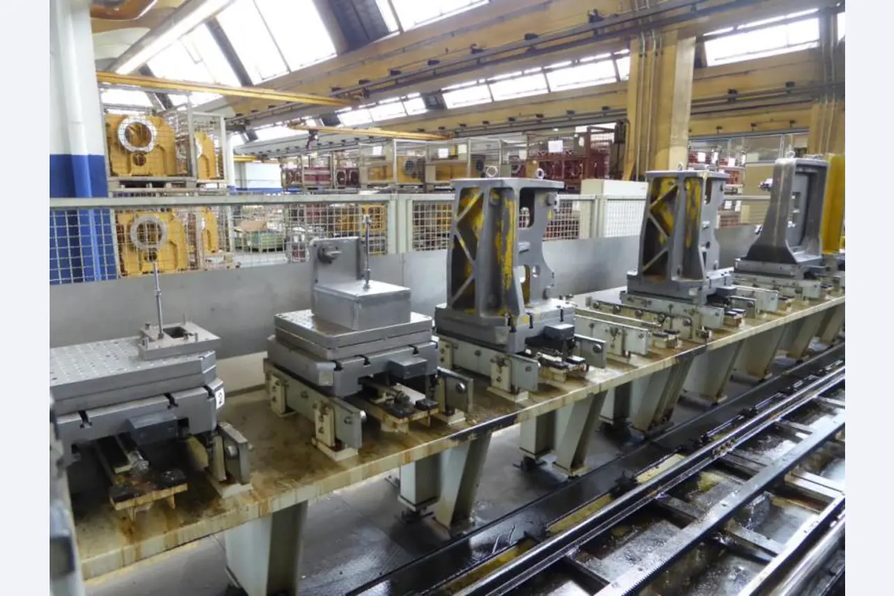 Stroji za obdelavo kovin proizvajalca pogonske tehnologije-4