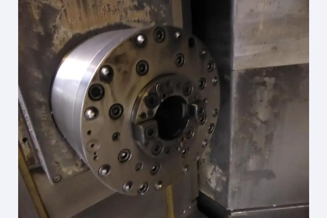 metal processing machines of a manufacturer for propulsion technology-10