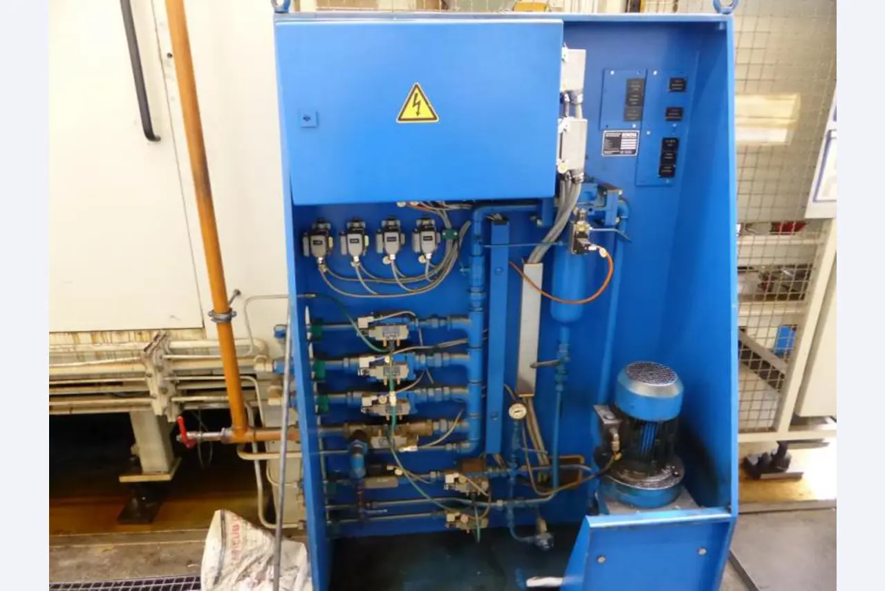 metal processing machines of a manufacturer for propulsion technology-4