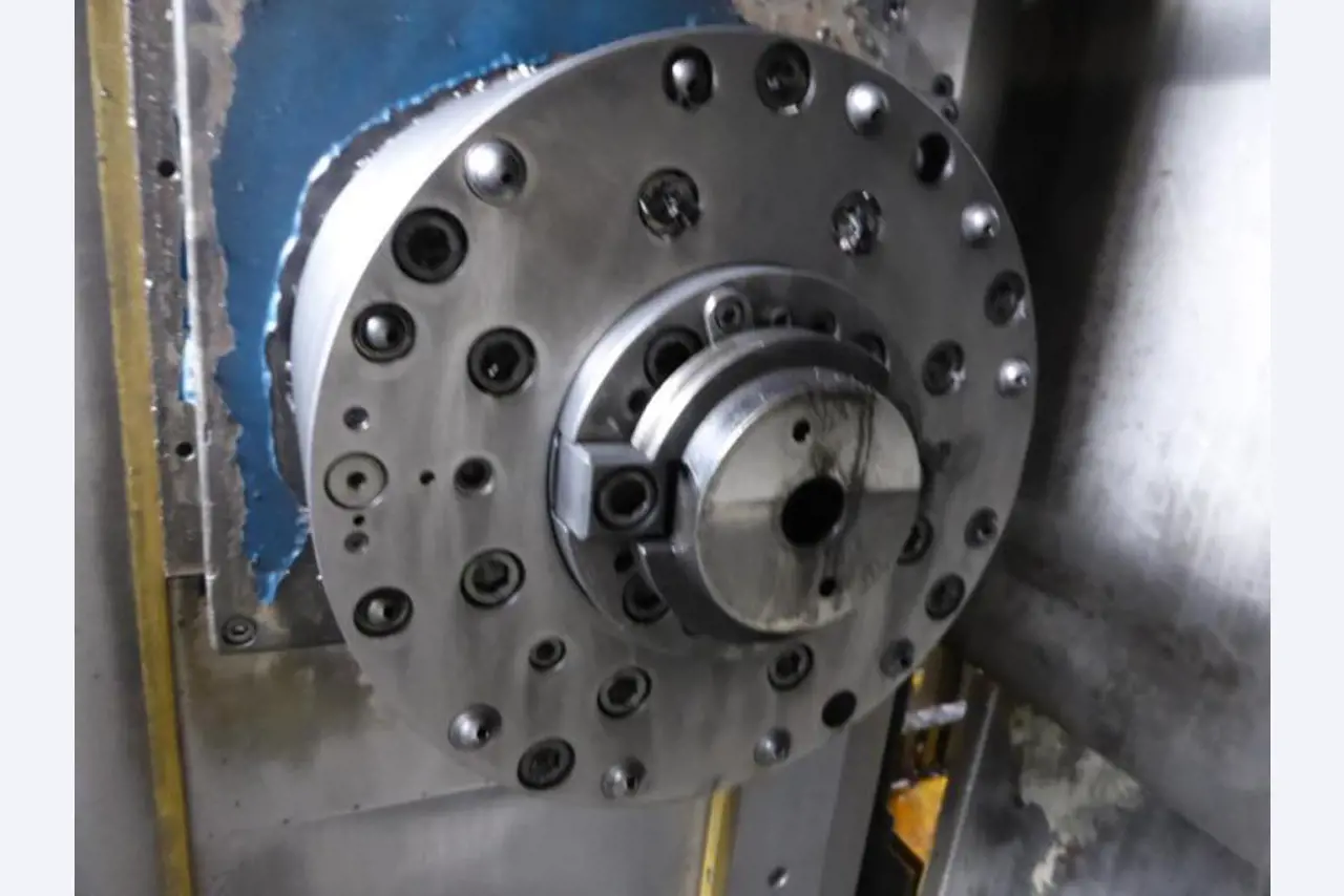 metal processing machines of a manufacturer for propulsion technology-11