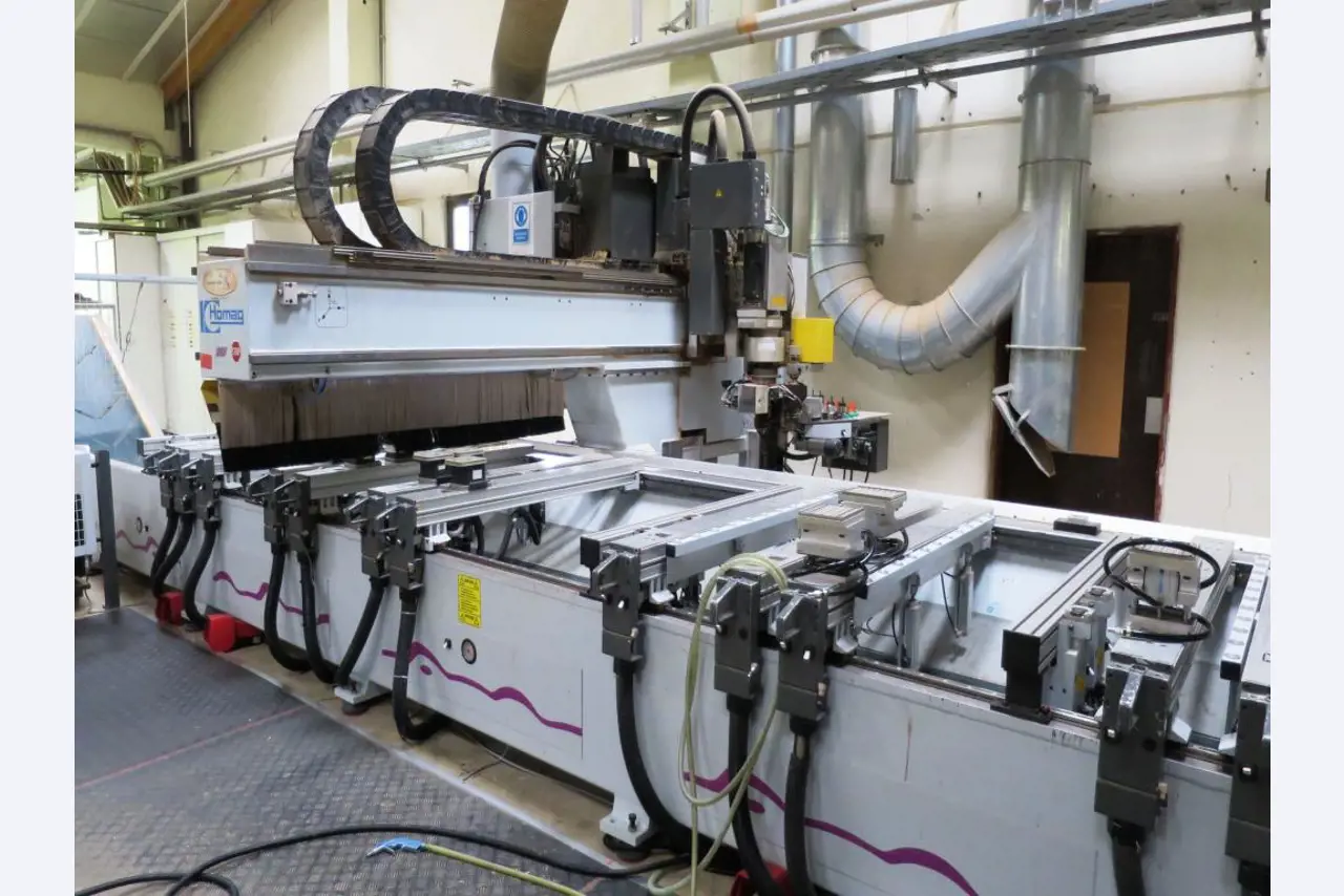 FIKOMO GmbH (ehem. Kornmüller Küchen)-1