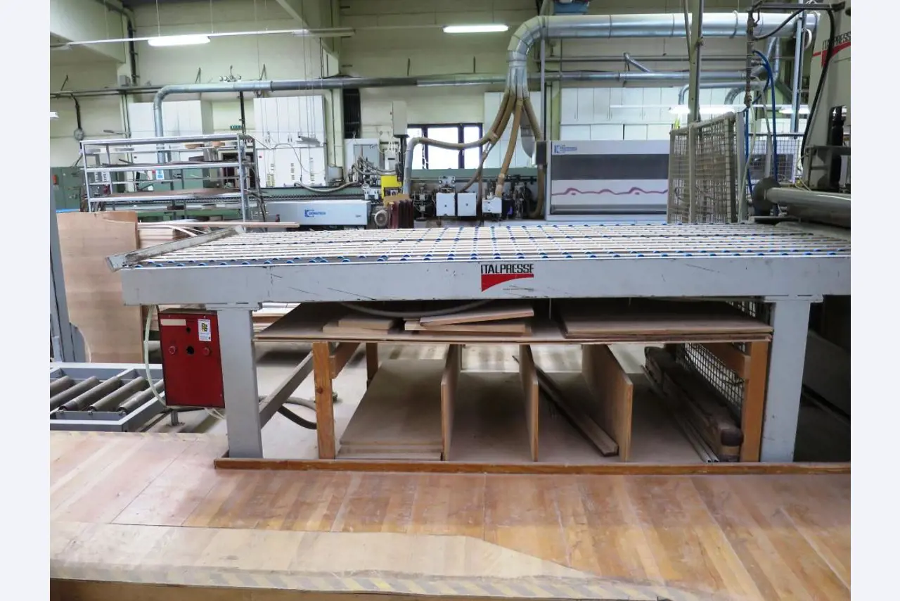 FIKOMO GmbH (ehem. Kornmüller Küchen)-12