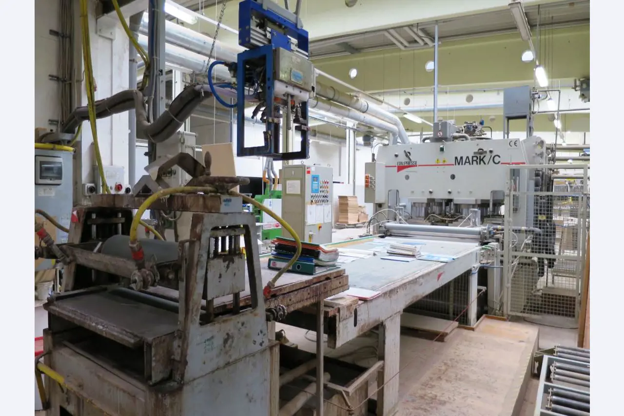 FIKOMO GmbH (ehem. Kornmüller Küchen)-1