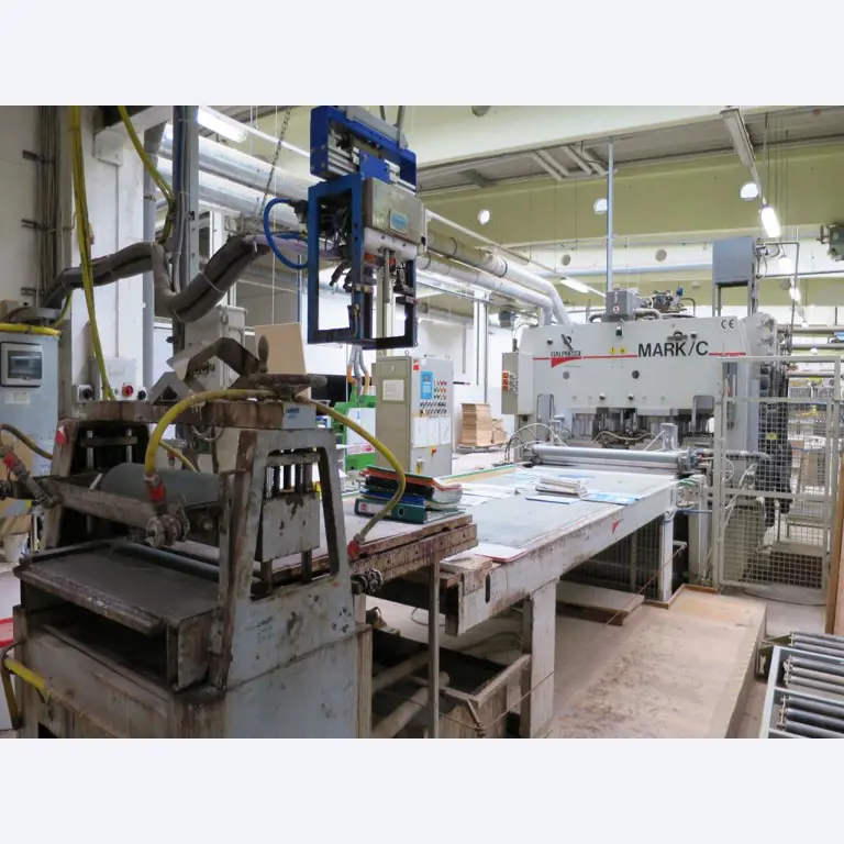 FIKOMO GmbH (ehem. Kornmüller Küchen)-1