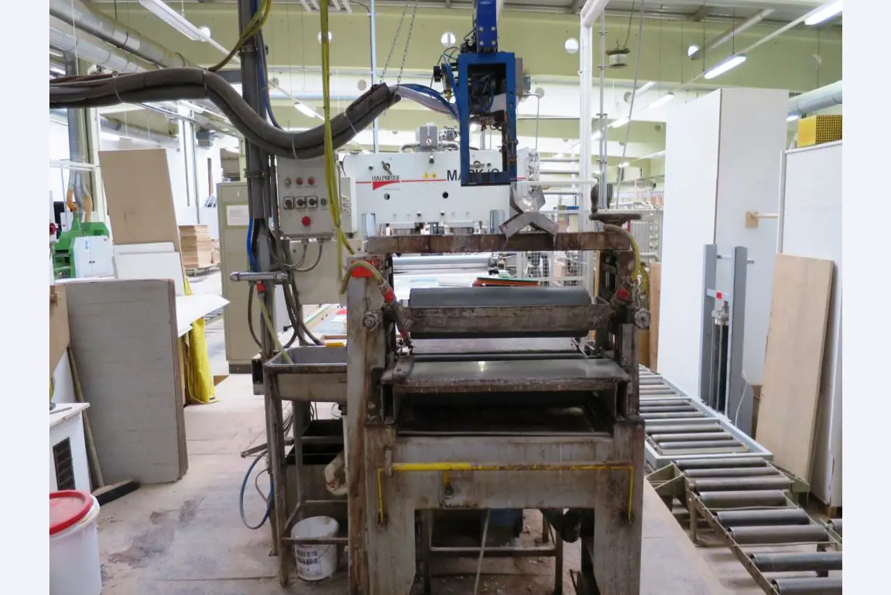 FIKOMO GmbH (ehem. Kornmüller Küchen)-5