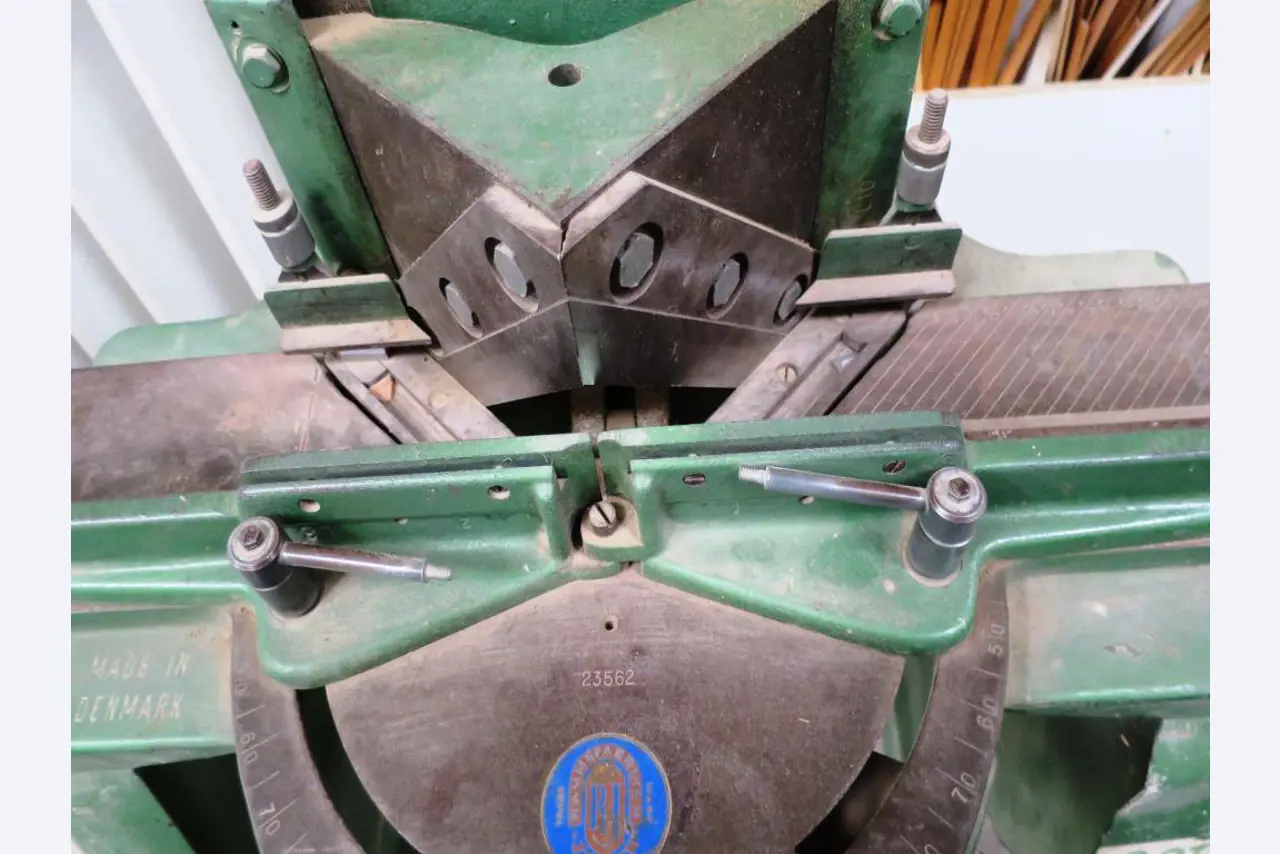 FIKOMO GmbH (ehem. Kornmüller Küchen)-3