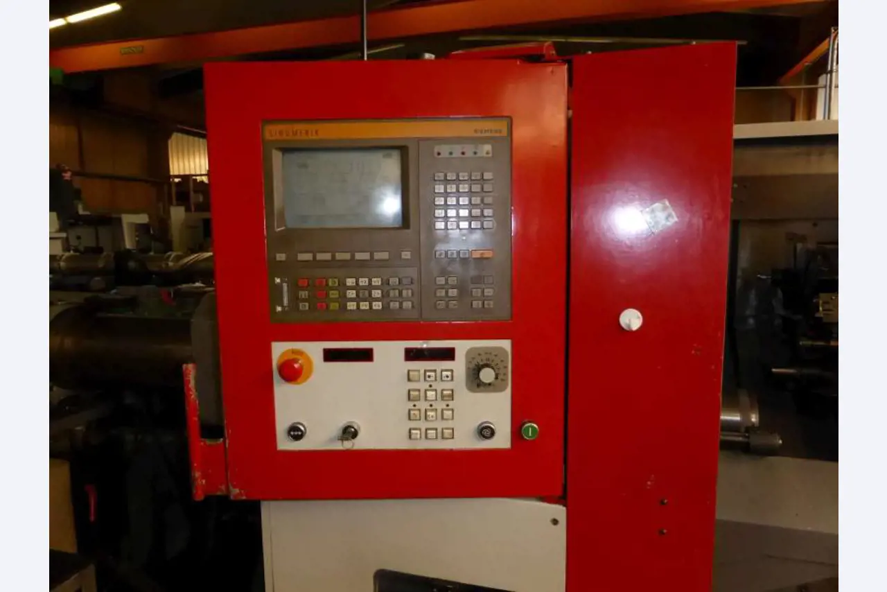 Solar production company in East Germany-3