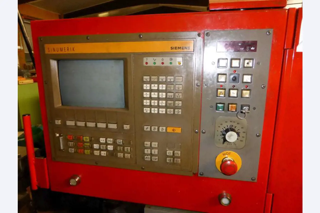 Solar production company in East Germany-3