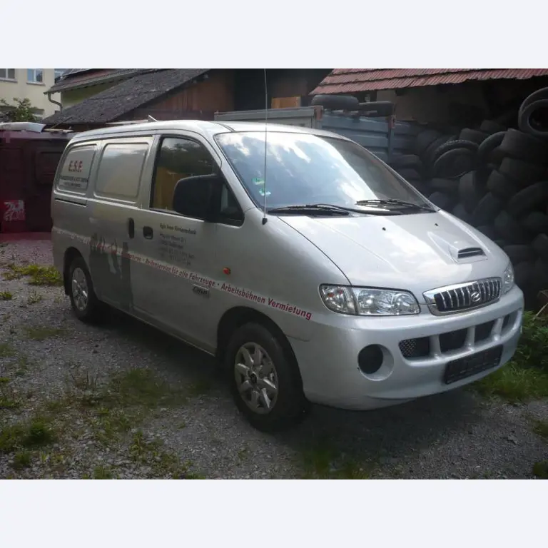 dobro vzdrževana vozila.-2