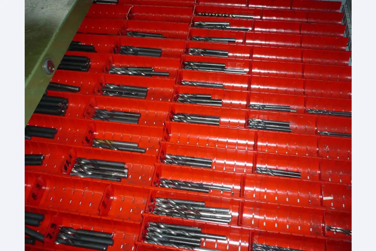 Inženir Alfons Eschle Präzisionsdrehteile GmbH-2