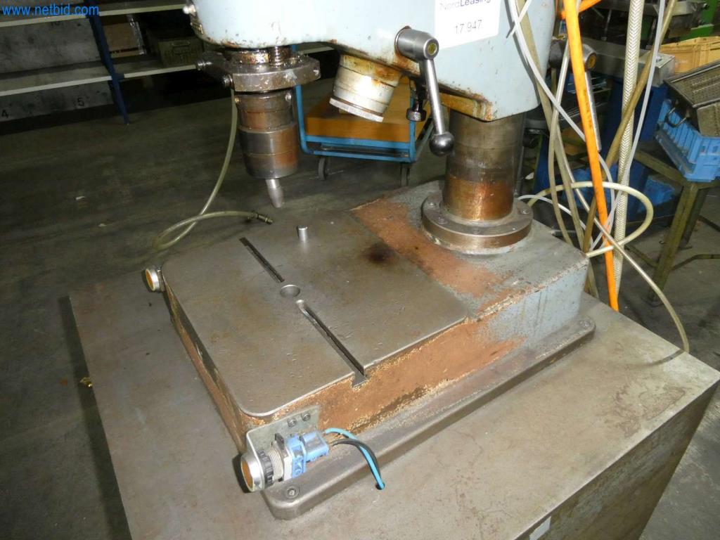 Werkzeug- und Stanzmaschinen, Pressen und Zubehör-4