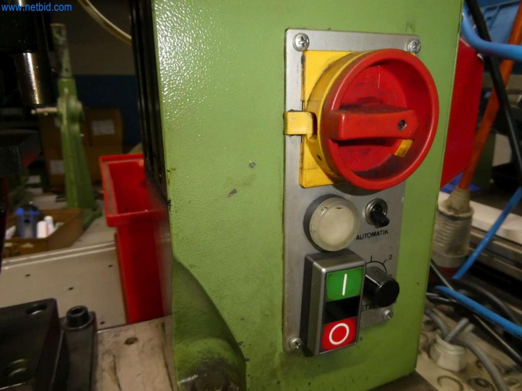 Máquinas-herramienta y punzonadoras, prensas y accesorios-5