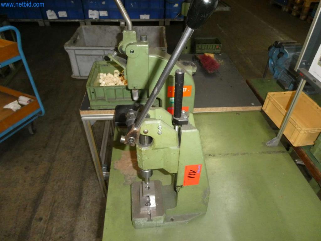 Werkzeug- und Stanzmaschinen, Pressen und Zubehör-7