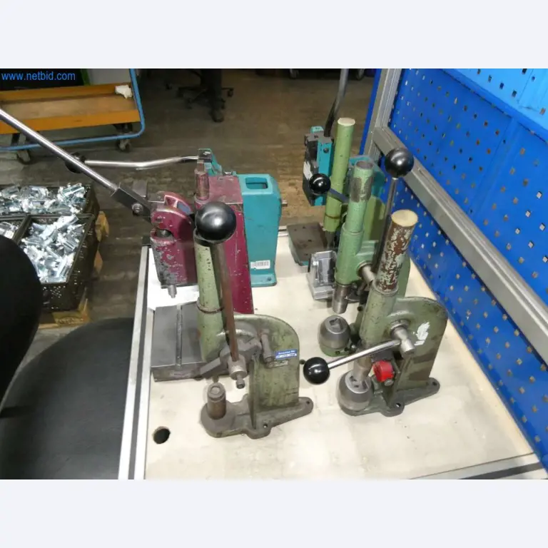 Werkzeug- und Stanzmaschinen, Pressen und Zubehör-1