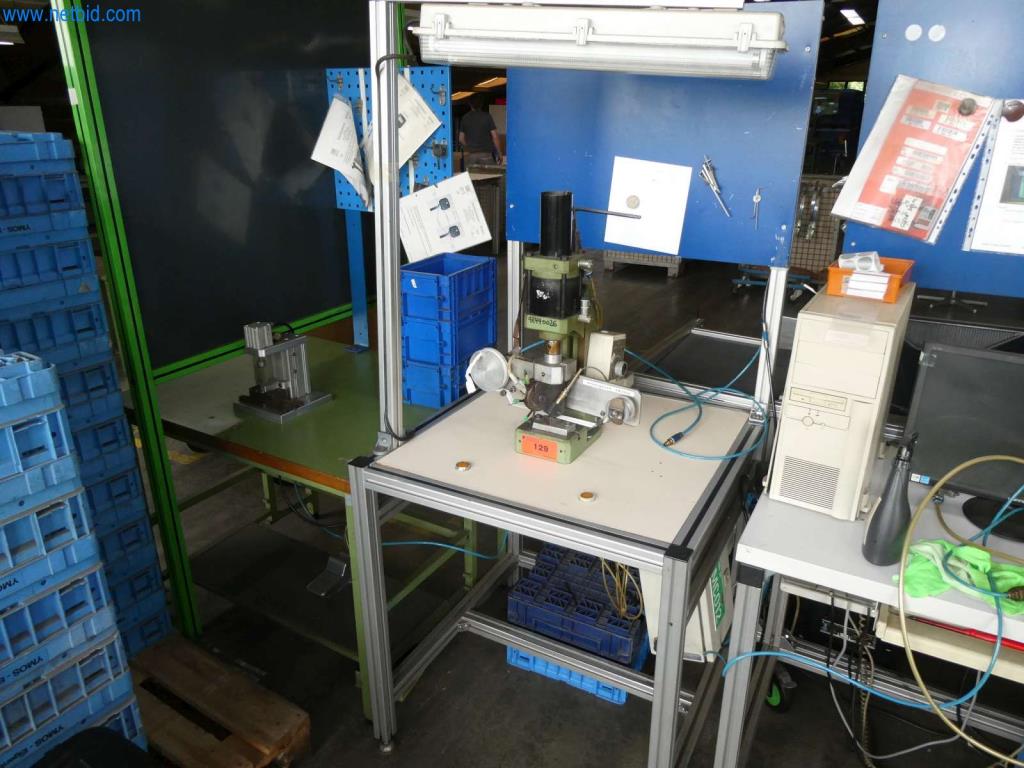 Obrabiarki i wykrawarki, prasy i akcesoria-5