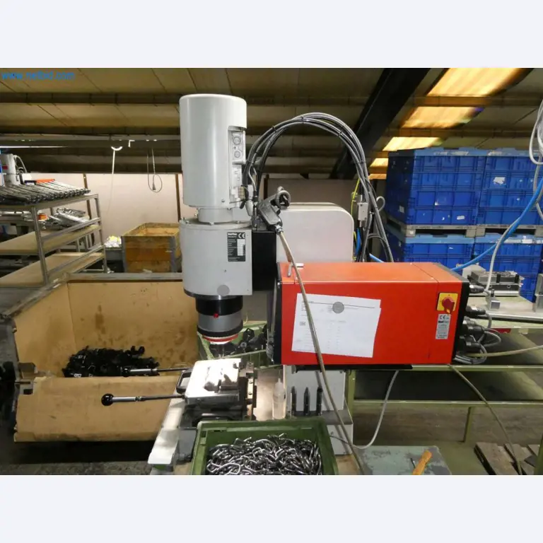 Machines-outils, poinçonneuses, presses et accessoires-6