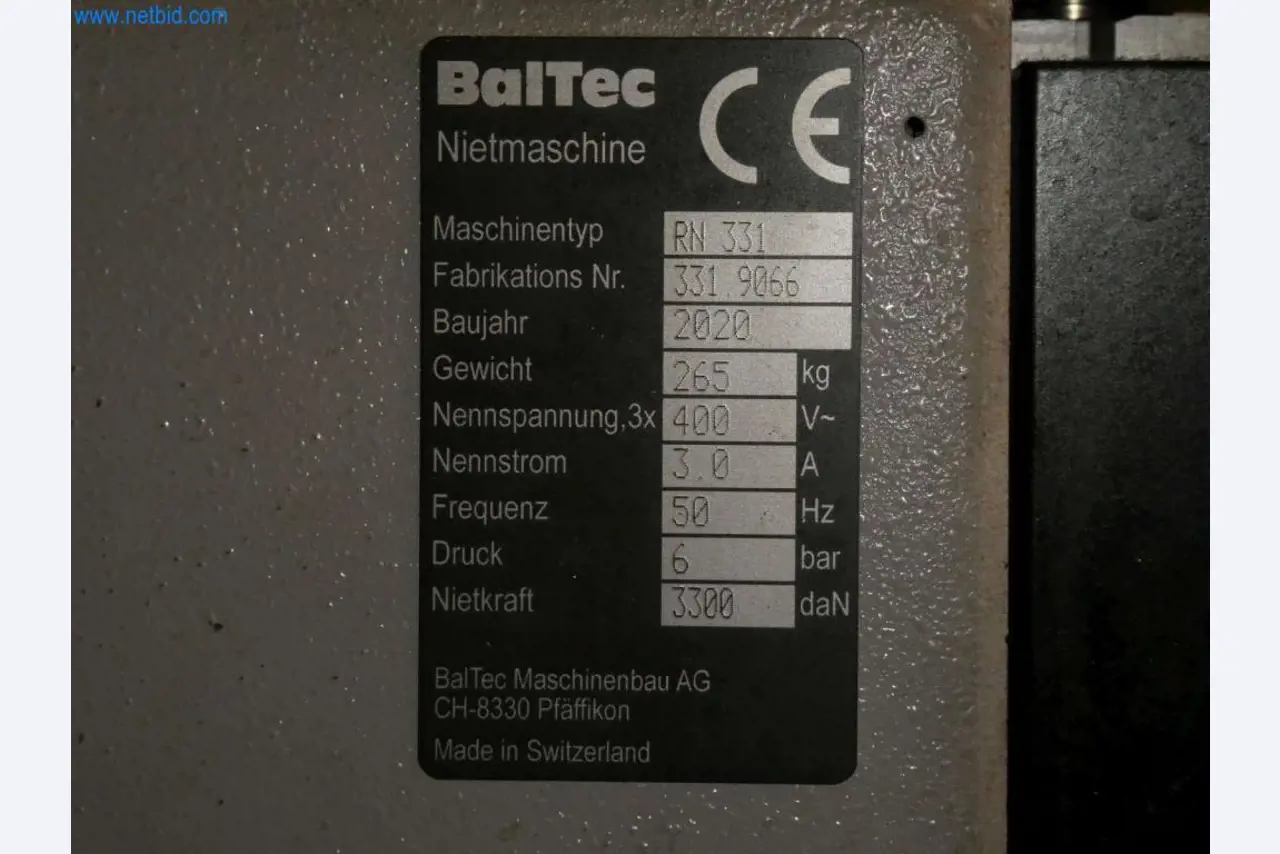 Machines-outils, poinçonneuses, presses et accessoires-7