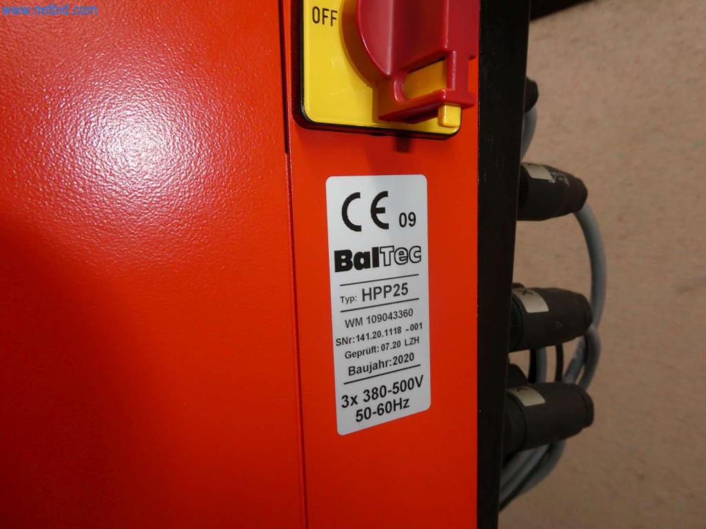 Máquinas-herramienta y punzonadoras, prensas y accesorios-11