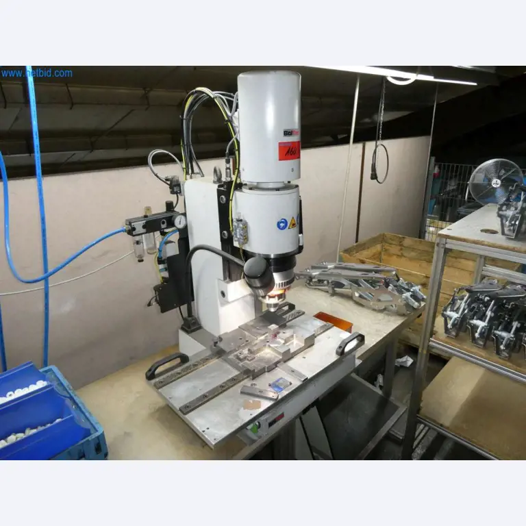 Machines-outils, poinçonneuses, presses et accessoires-5