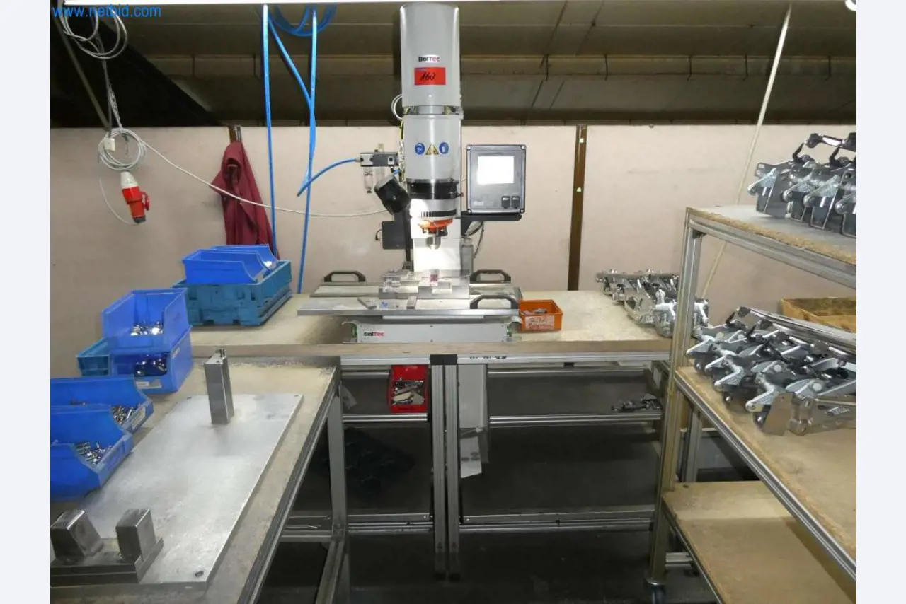Machines-outils, poinçonneuses, presses et accessoires-6