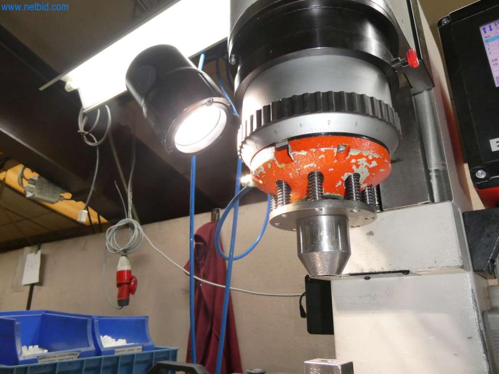 Máquinas-herramienta y punzonadoras, prensas y accesorios-8