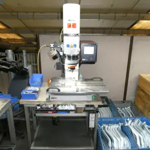 Wiebelklinkmachine Baltec RN281