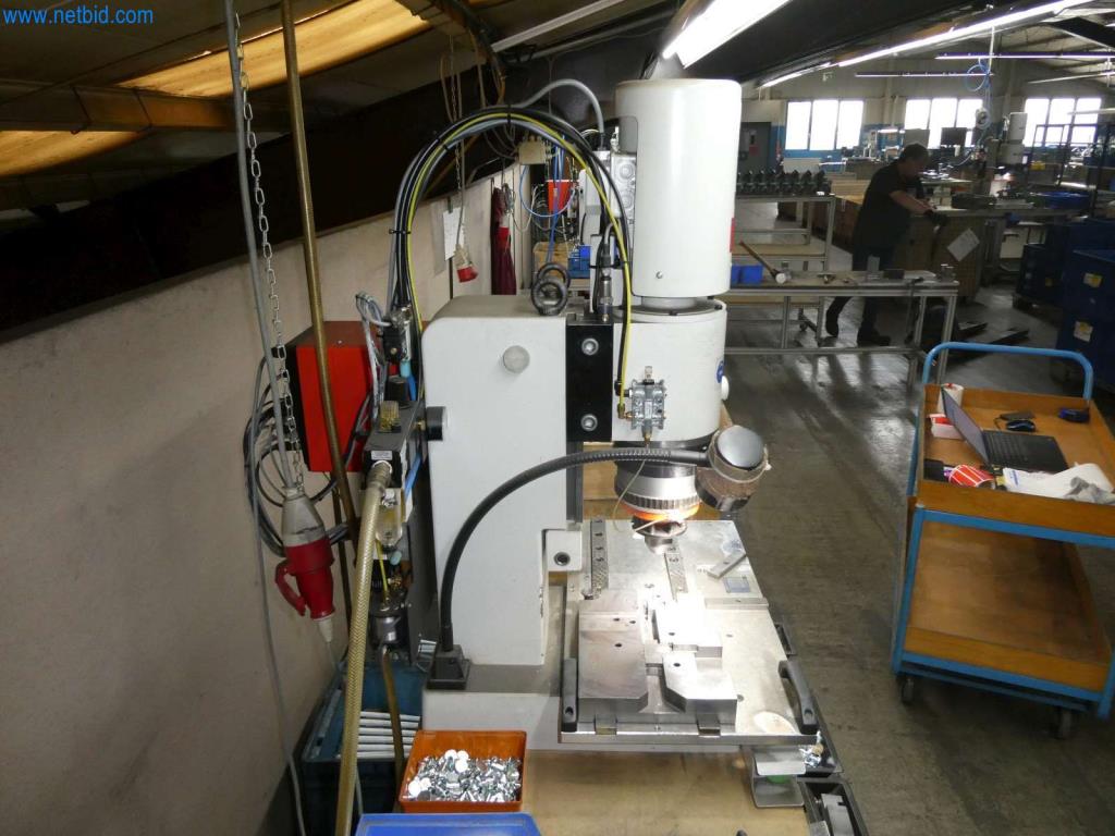 Máquinas-herramienta y punzonadoras, prensas y accesorios-7