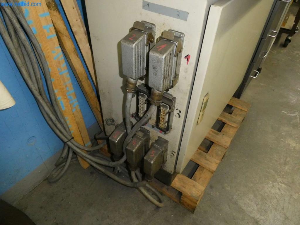 Máquinas-herramienta y punzonadoras, prensas y accesorios-18