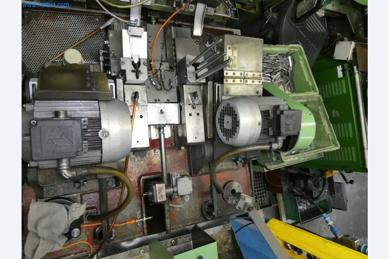 Gereedschapswerktuigen en ponsmachines, persen en toebehoren-13