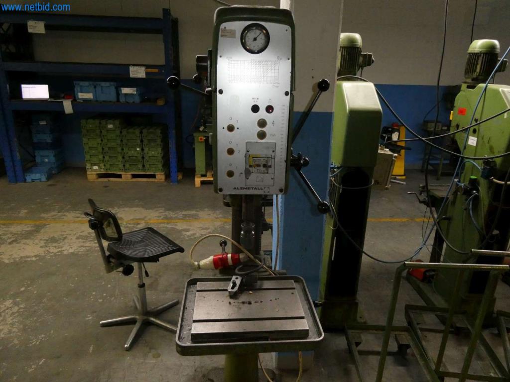 Máquinas-herramienta y punzonadoras, prensas y accesorios-4