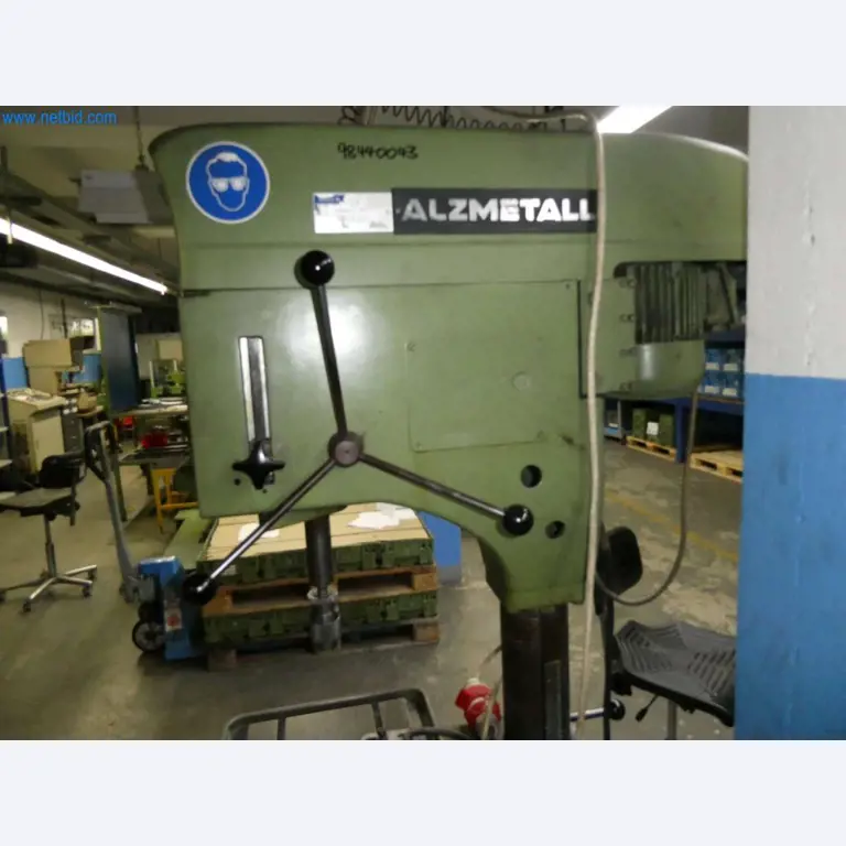 Tooling and punching machines, presses and accessories-7