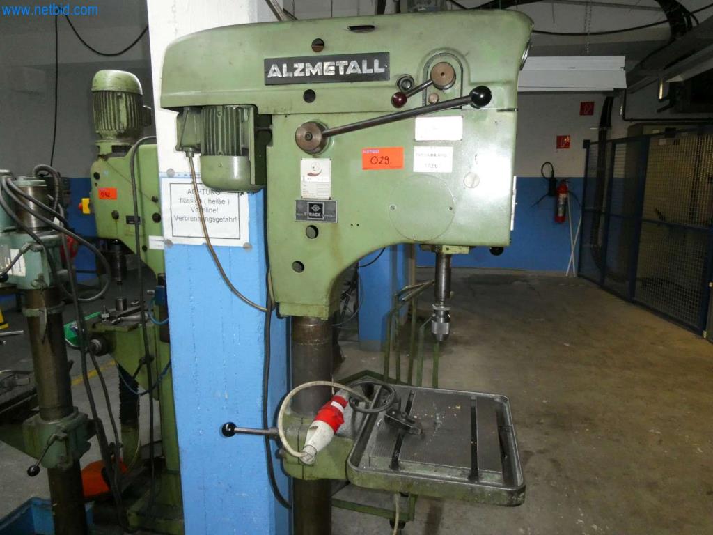 Máquinas-herramienta y punzonadoras, prensas y accesorios-8