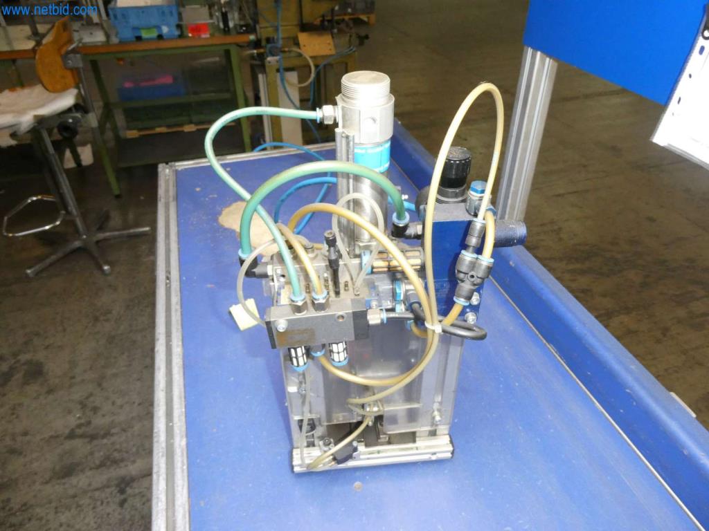 Obráběcí a děrovací stroje, lisy a příslušenství-5