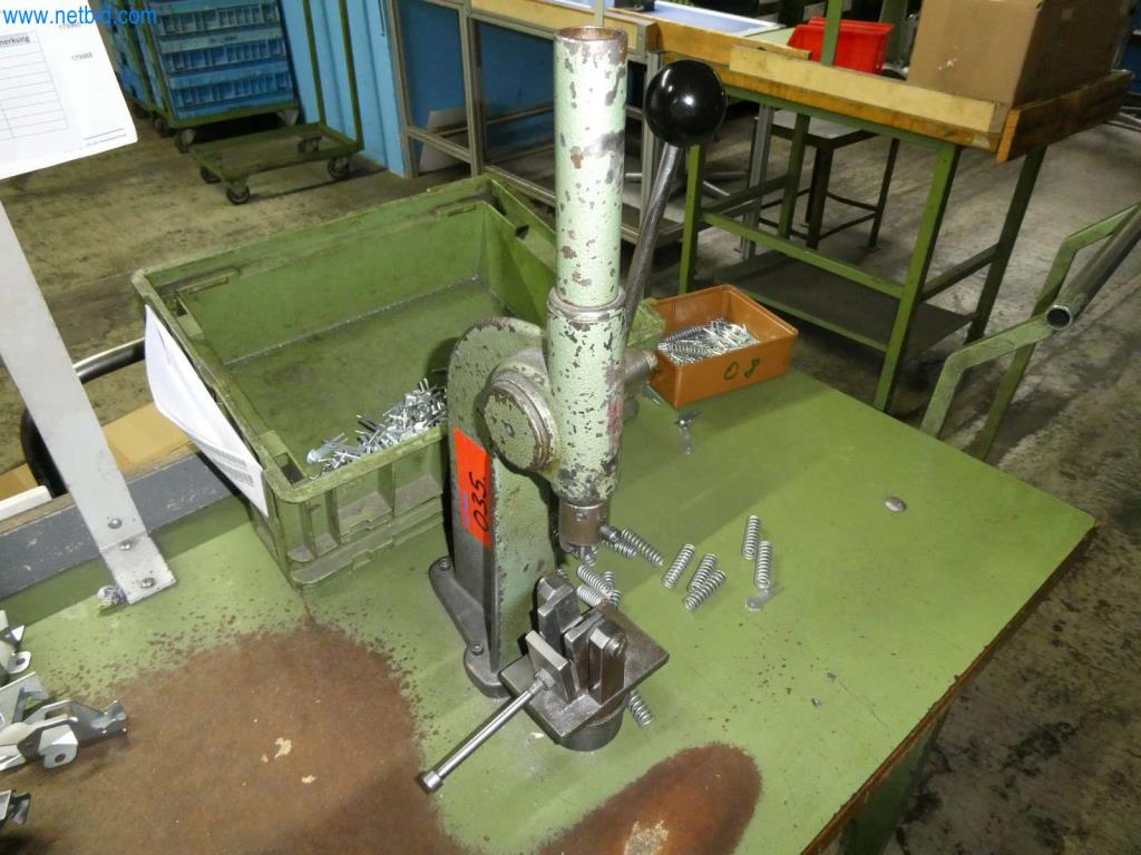 Werkzeug- und Stanzmaschinen, Pressen und Zubehör-1