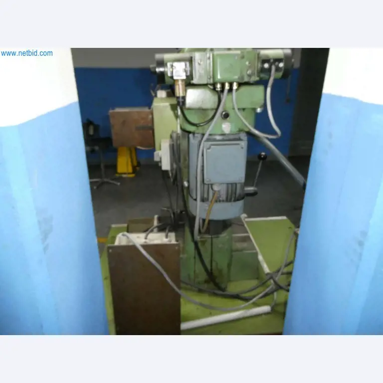 Tooling and punching machines, presses and accessories-10