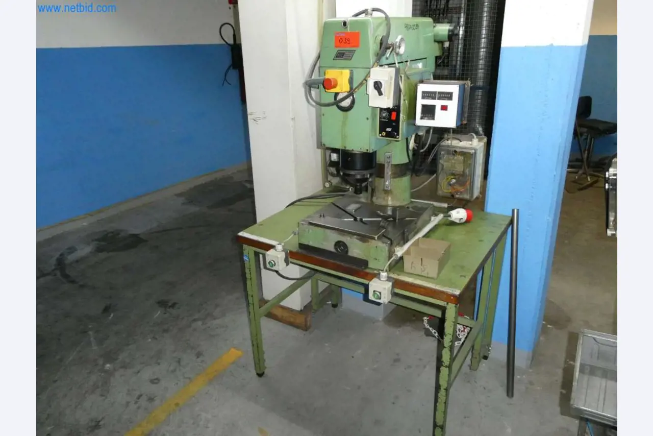Tooling and punching machines, presses and accessories-1