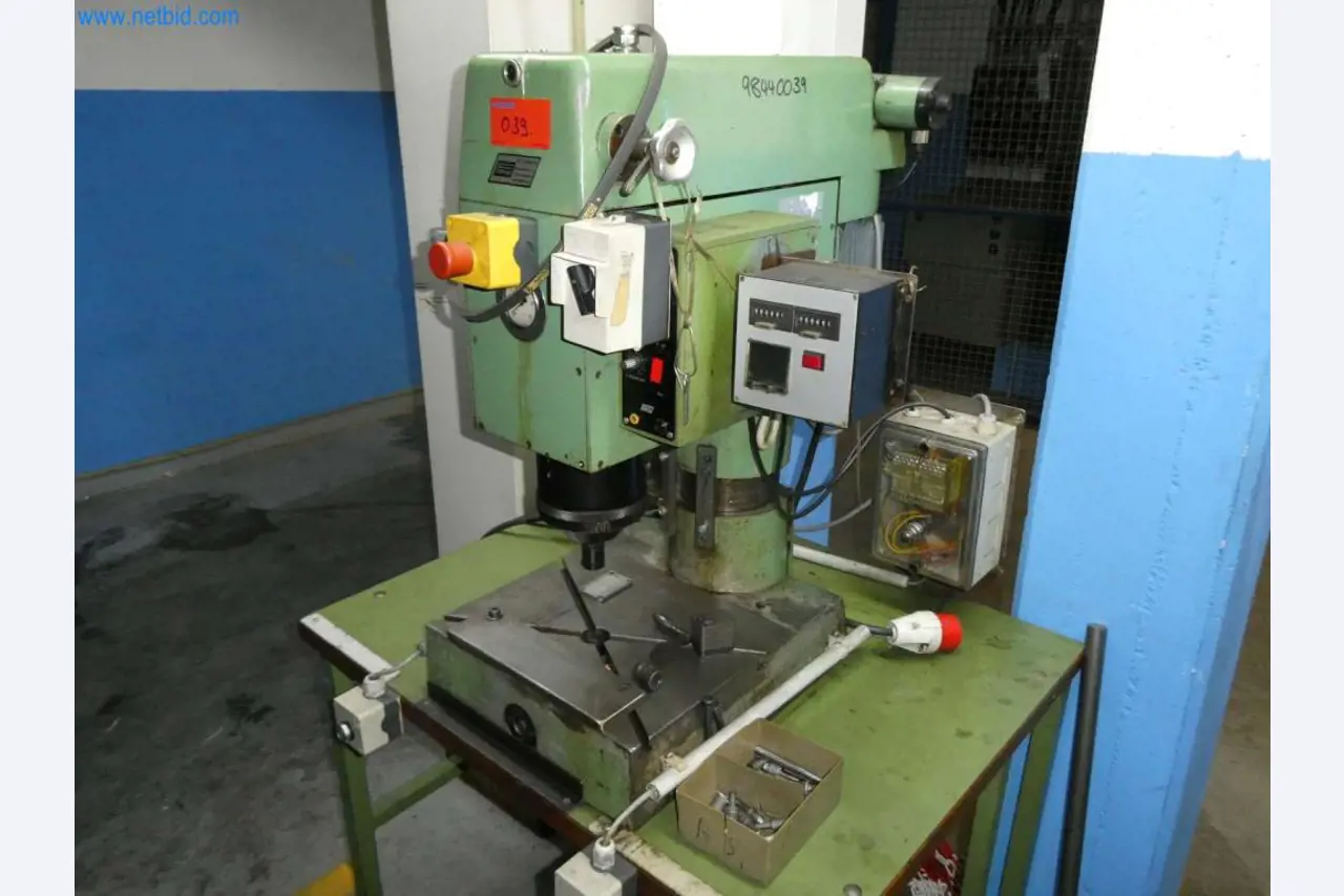 Tooling and punching machines, presses and accessories-4