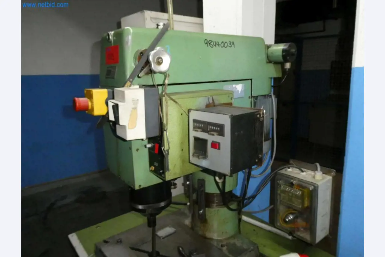 Tooling and punching machines, presses and accessories-6